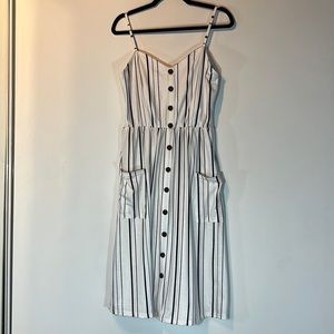 ANGASHION STRIPED DRESS SIZE M